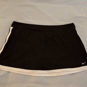 Nike 2x Dri-Fit Border Tennis Skirt